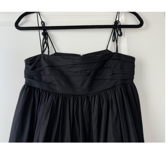 Reformation Catarina Dress – Black – Size 2 – Worn Once - Picture 8 of 13